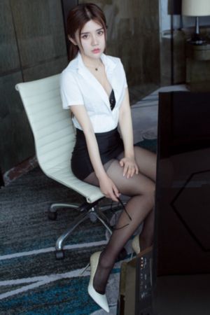 女侠泄精求饶的悲哀_1080超清免费观看