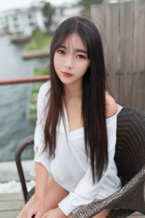 不卡中文字幕在线5_蓝光动漫在线观看